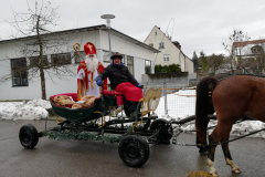 Der Nikolaus hat die neue Schule gefunden!